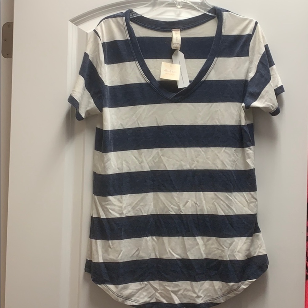 striped t shirt